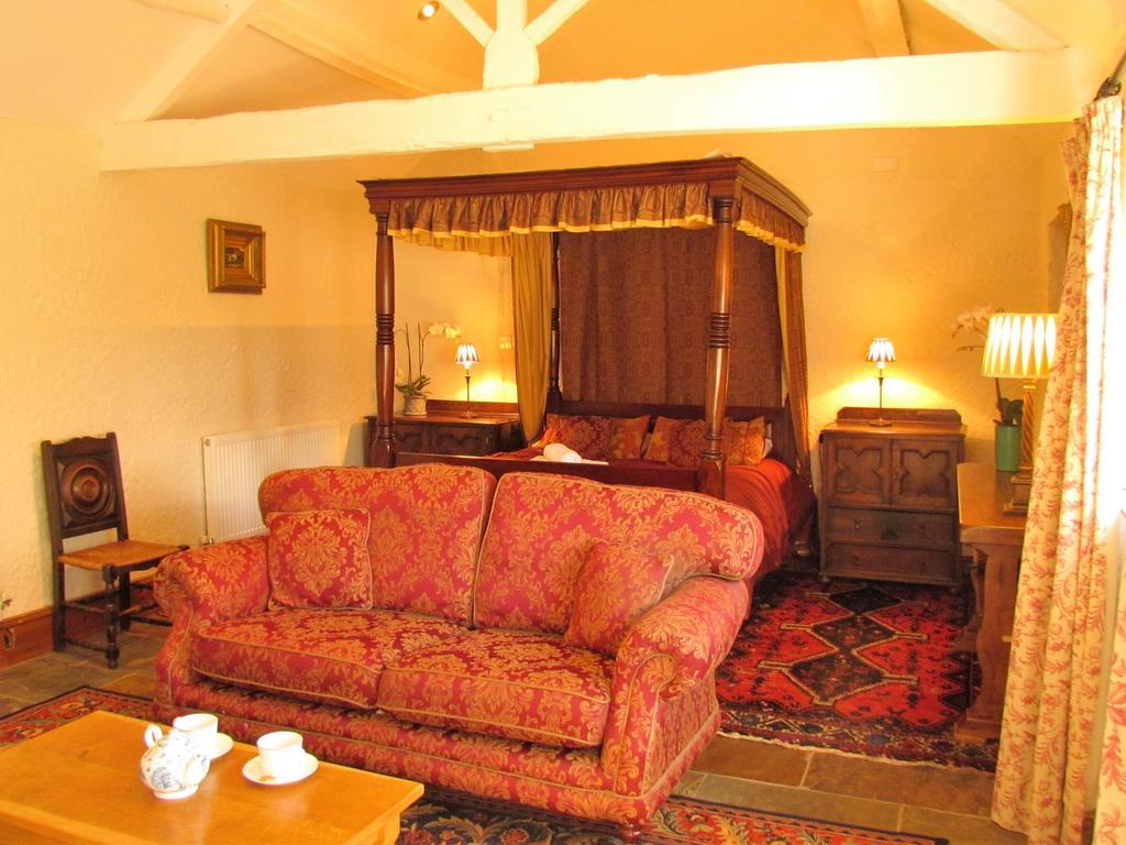 Octon Lodge Taunton Exterior photo